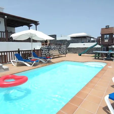 Villa 43 Sea Views, Pool,games,hot Tub, Office With Computer+ Wifi