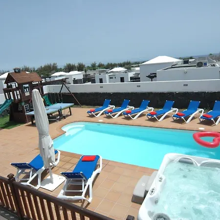 43 Sea Views, Pool,games,hot Tub, Office With Computer+ Wifi Villa *