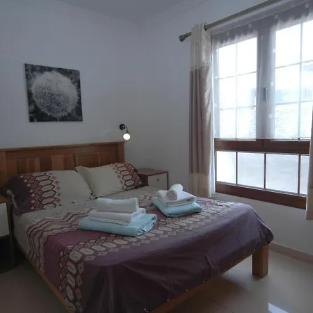 Villa 43 Sea Views, Pool,games,hot Tub, Office With Computer+ Wifi