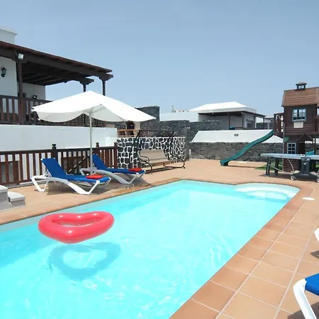 Вилла 43 Sea Views, Pool,games,hot Tub, Office With Computer+ Wifi